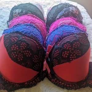 Size 32 B Push Up Bra 5 pc. Lot